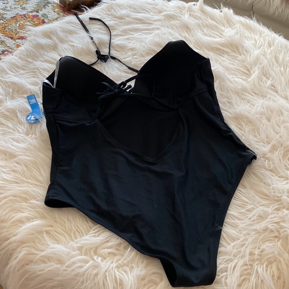 New CUPSHE one piece swimsuit - Picture 4 of 11